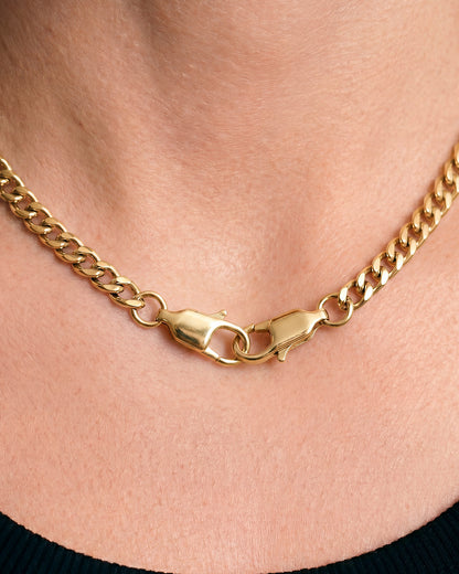 Curb chain